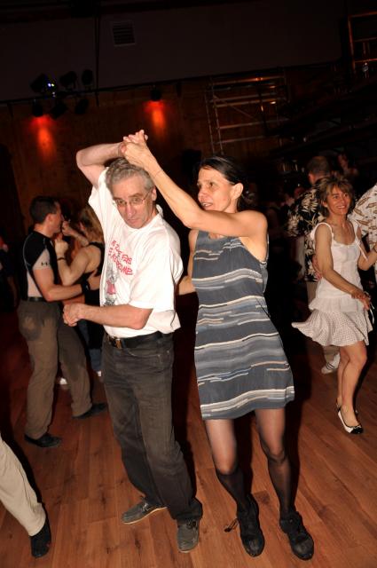 min 2010 04 18 station danse 213